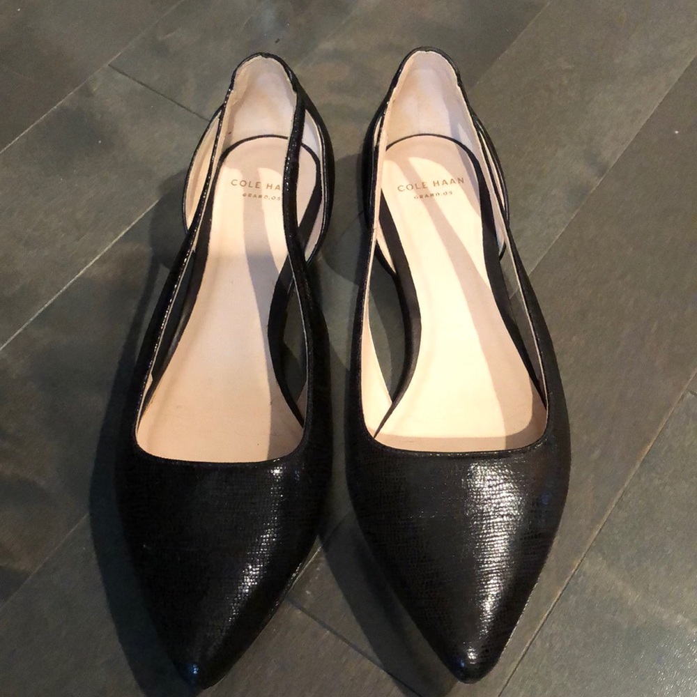 Cole Haan Black flats with cut out detail!